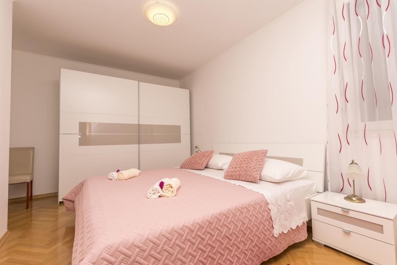 Apartment Ivanka Omiš Exterior foto